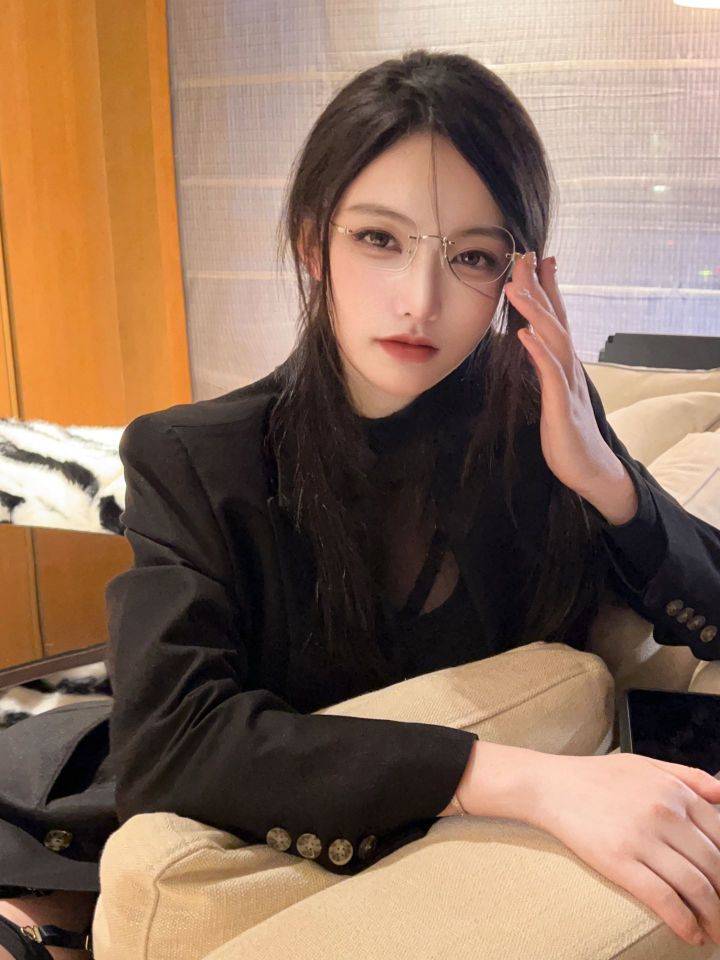 北京暴走美人168E白领